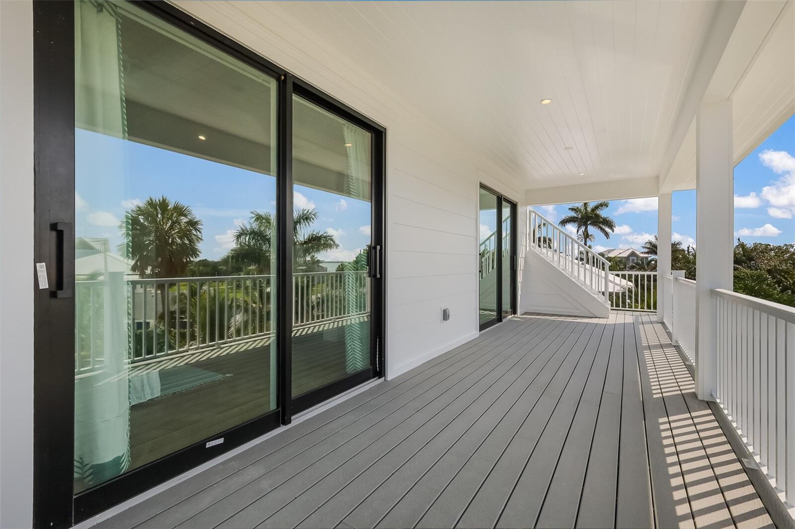 227 S HARBOR DR, HOLMES BEACH, FL, 34217