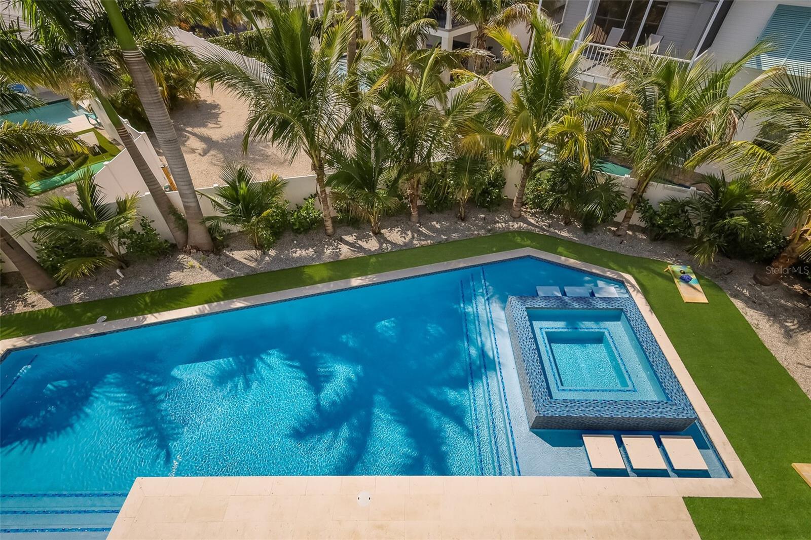 227 S HARBOR DR, HOLMES BEACH, FL, 34217