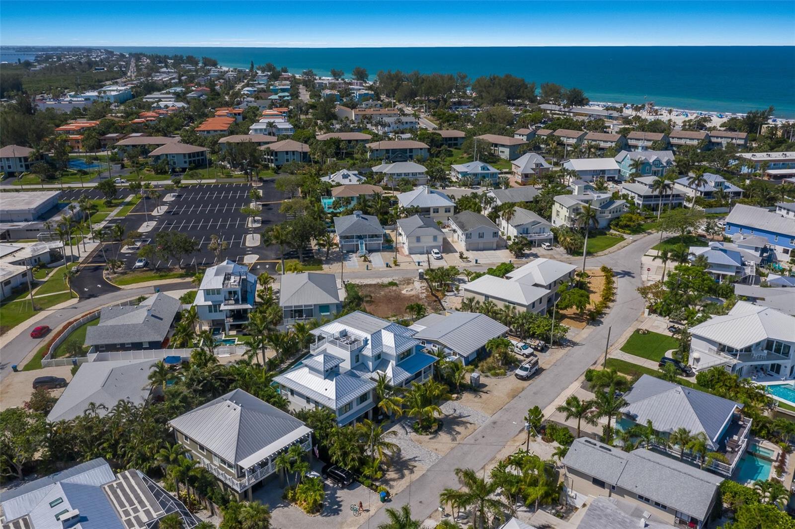 227 S HARBOR DR, HOLMES BEACH, FL, 34217