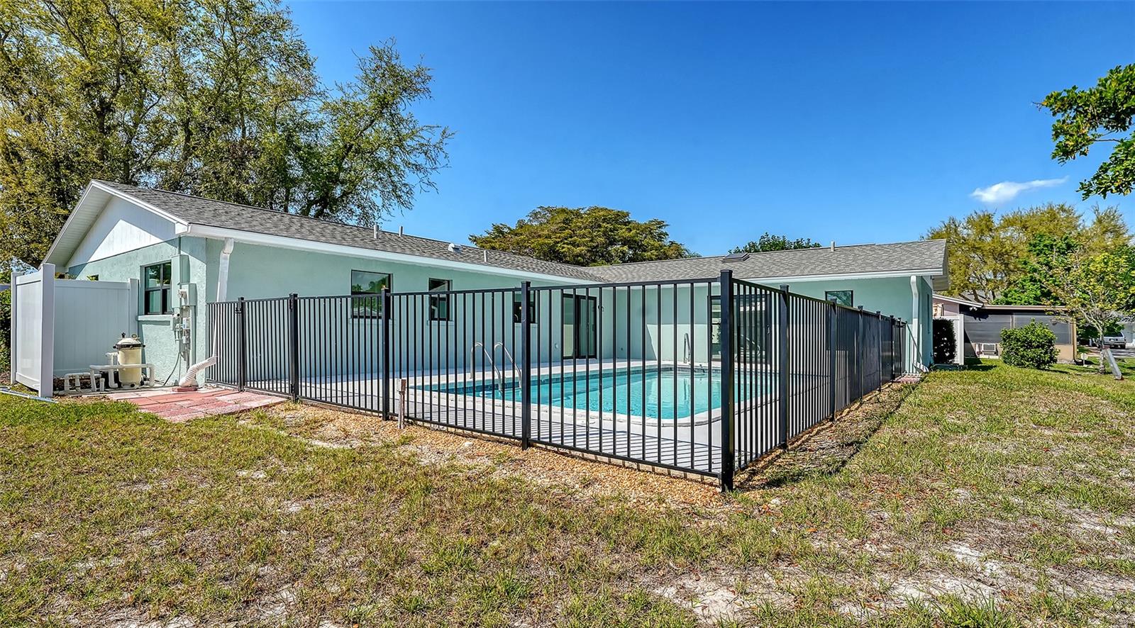 923 69TH ST NW, BRADENTON, FL, 34209