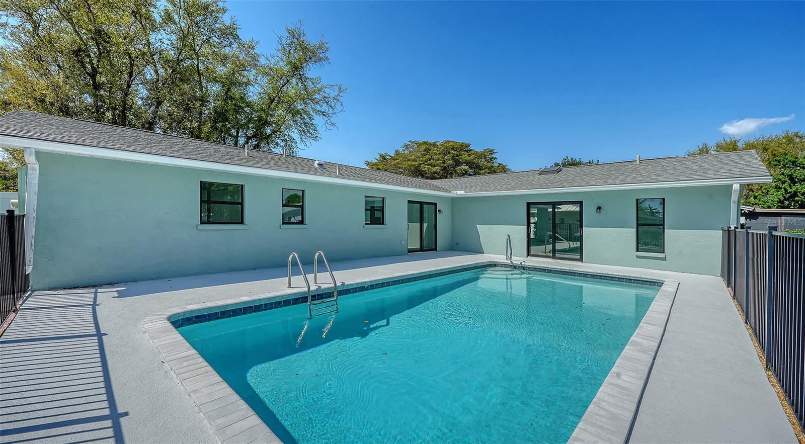 923 69TH ST NW, BRADENTON, FL, 34209