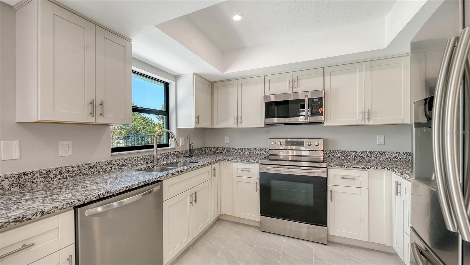 923 69TH ST NW, BRADENTON, FL, 34209