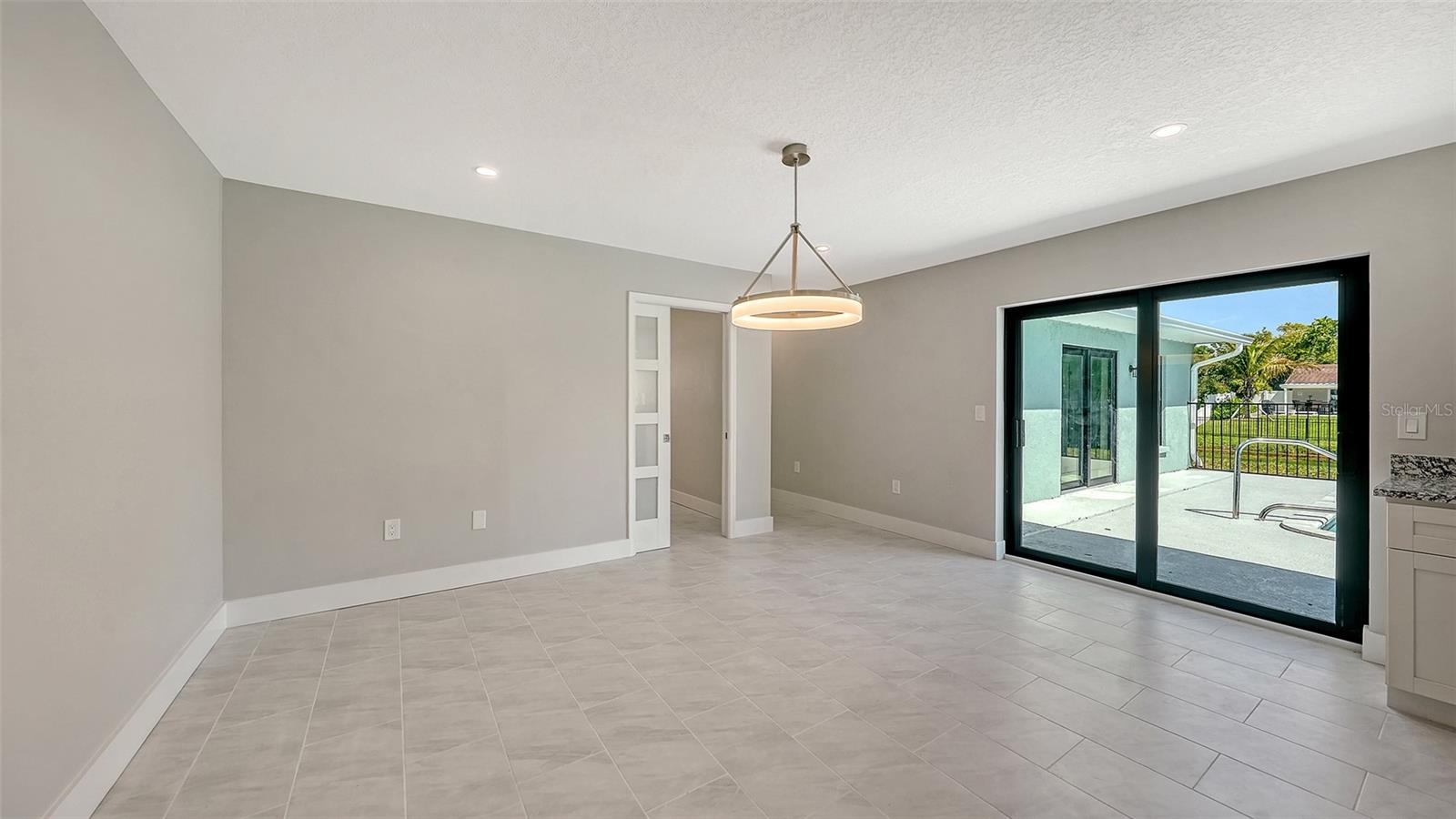 923 69TH ST NW, BRADENTON, FL, 34209