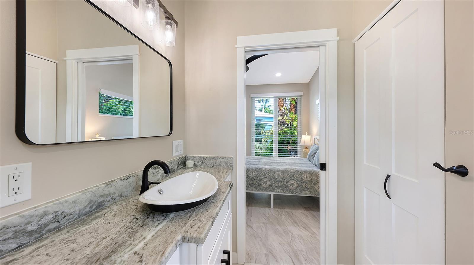 628 W OLYMPIA AVE, PUNTA GORDA, FL, 33950