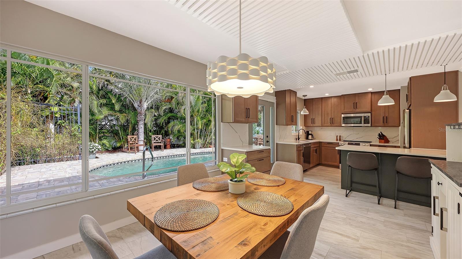 628 W OLYMPIA AVE, PUNTA GORDA, FL, 33950