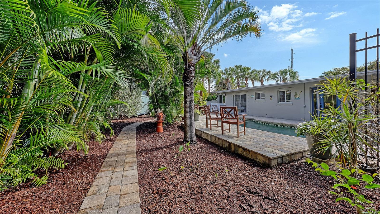 628 W OLYMPIA AVE, PUNTA GORDA, FL, 33950