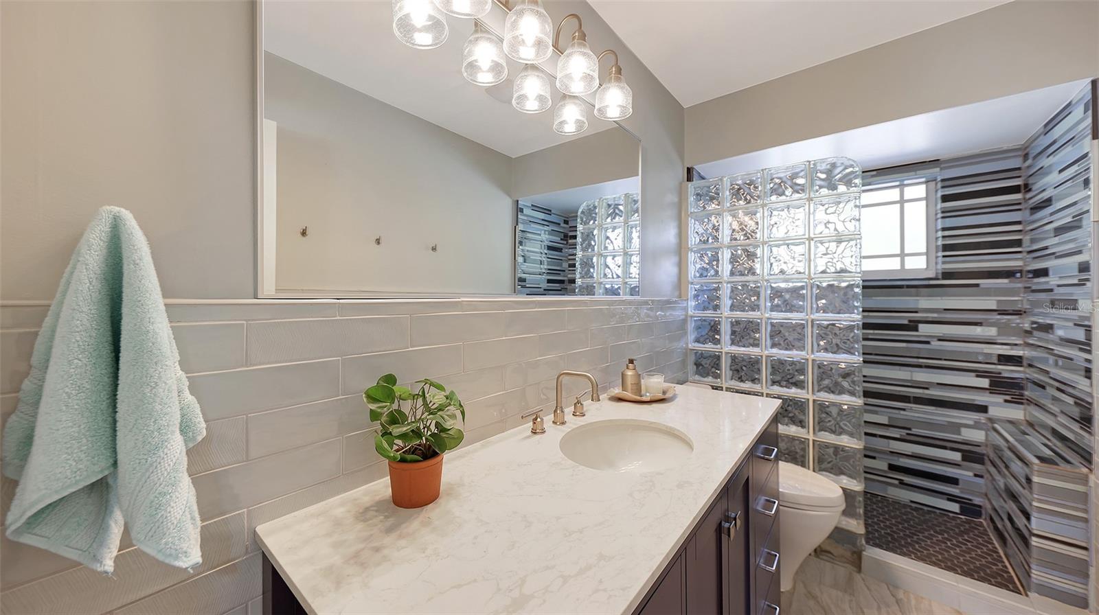 628 W OLYMPIA AVE, PUNTA GORDA, FL, 33950