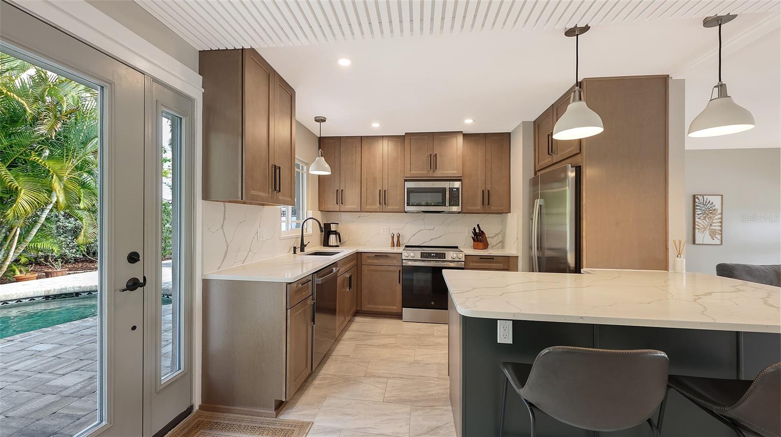 628 W OLYMPIA AVE, PUNTA GORDA, FL, 33950