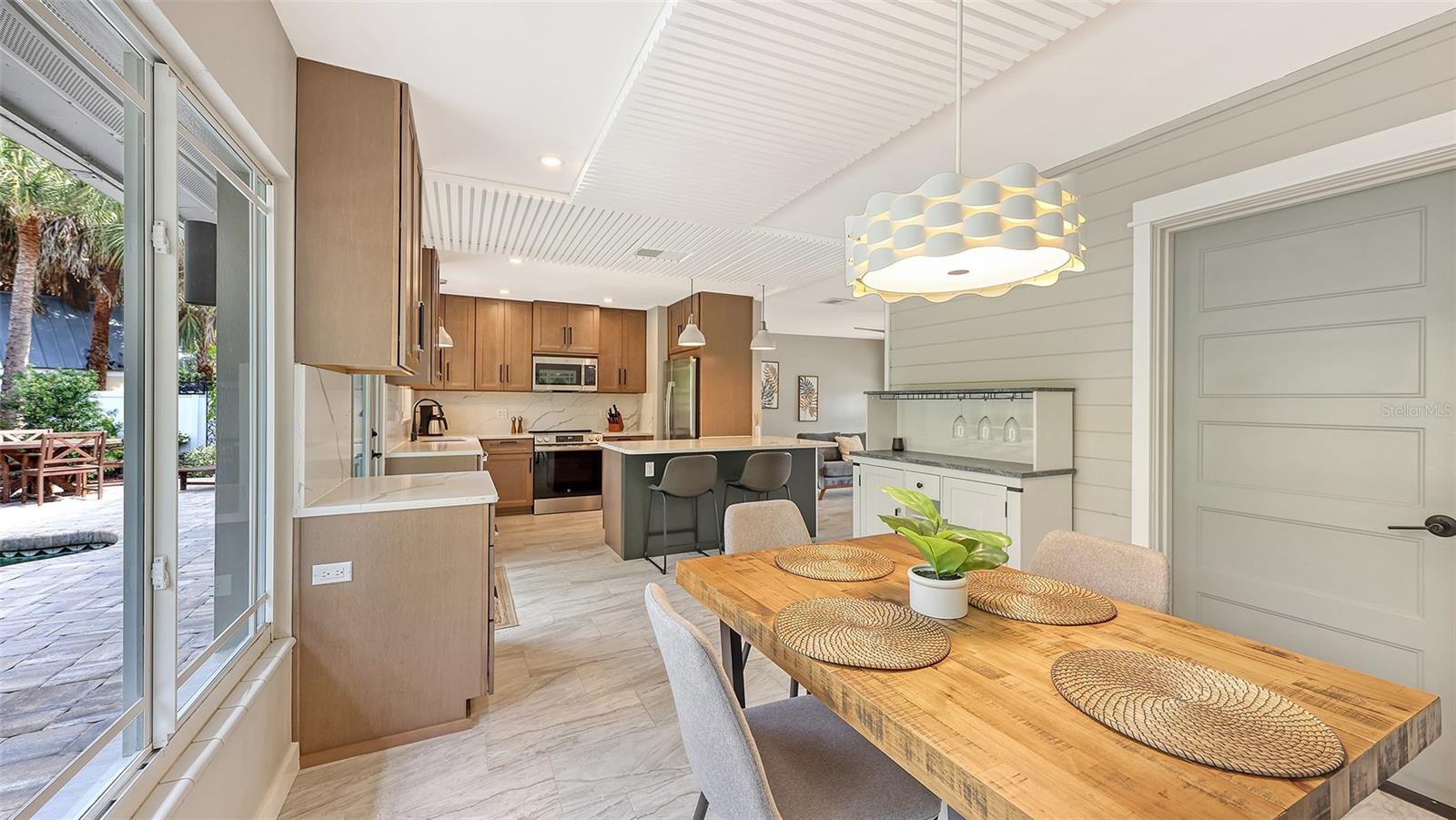 628 W OLYMPIA AVE, PUNTA GORDA, FL, 33950