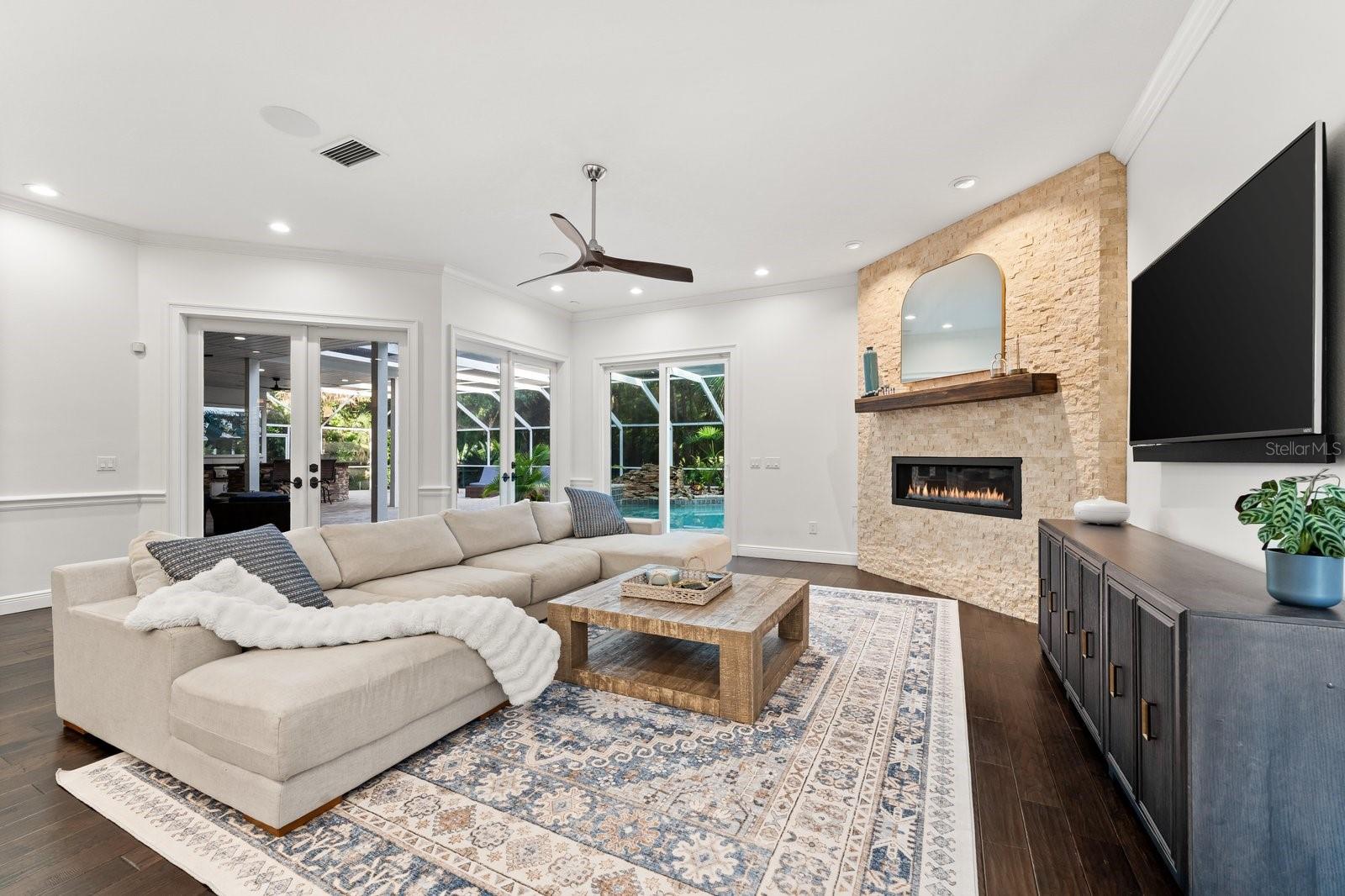 6413 MACLAURIN DR, TAMPA, FL, 33647