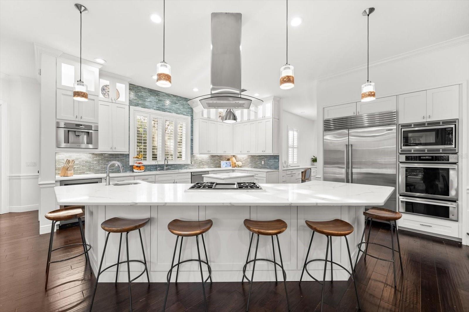 6413 MACLAURIN DR, TAMPA, FL, 33647