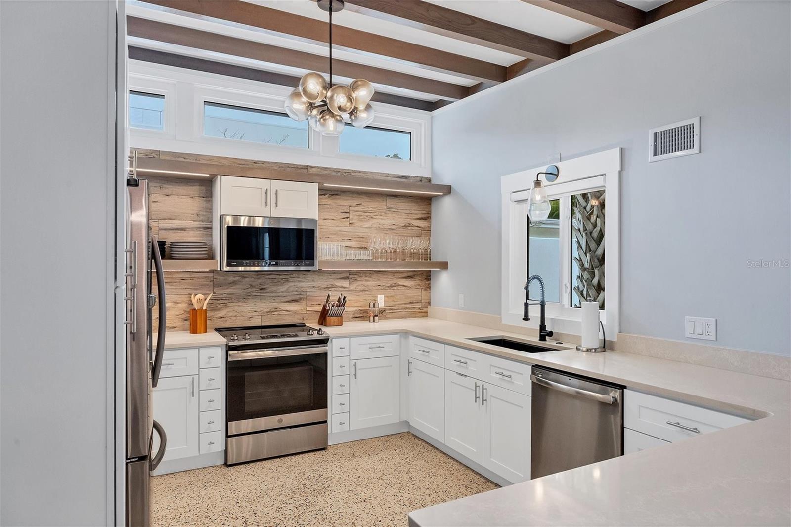 1116 WESTWAY DR, SARASOTA, FL, 34236