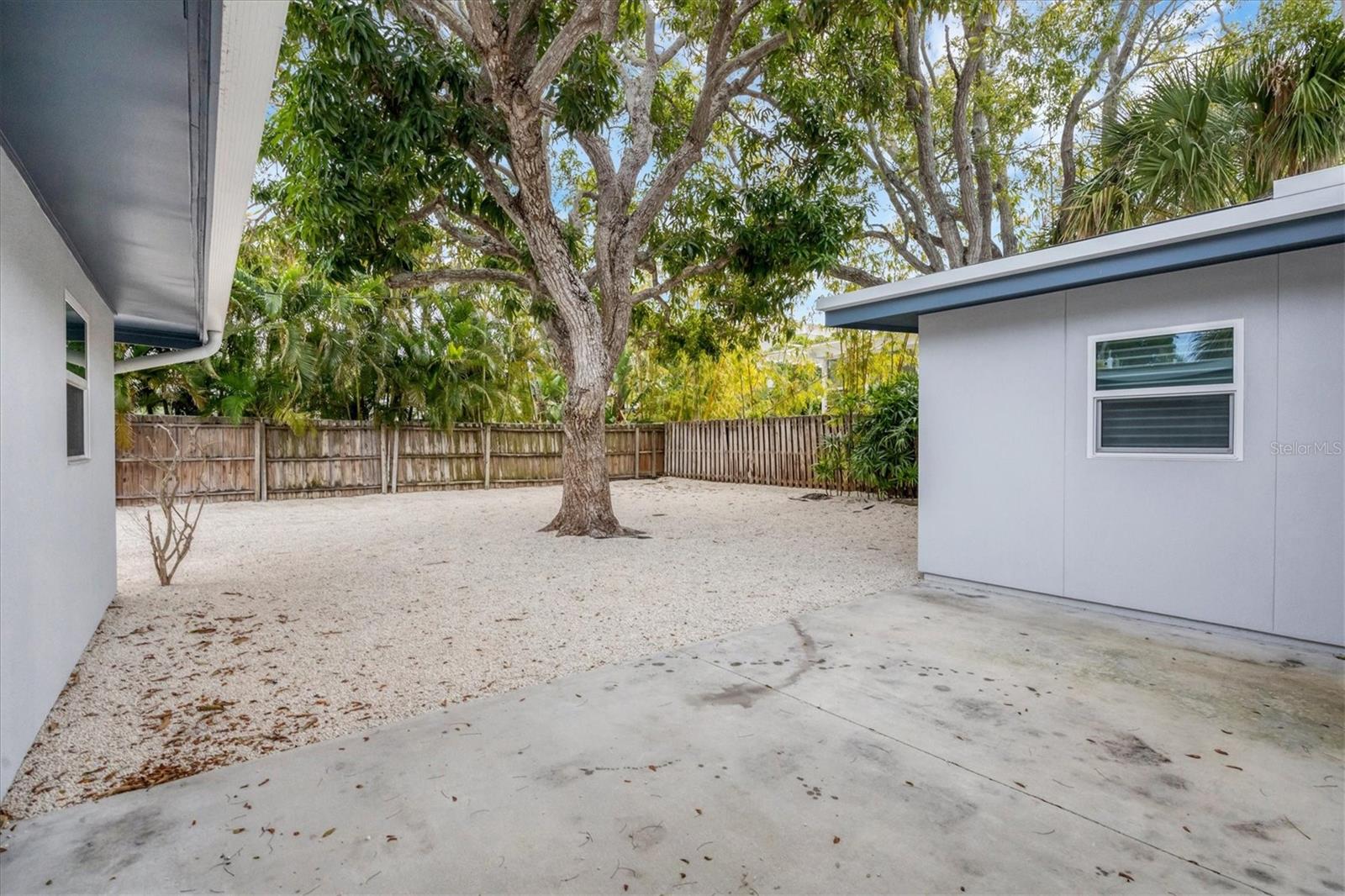 1116 WESTWAY DR, SARASOTA, FL, 34236