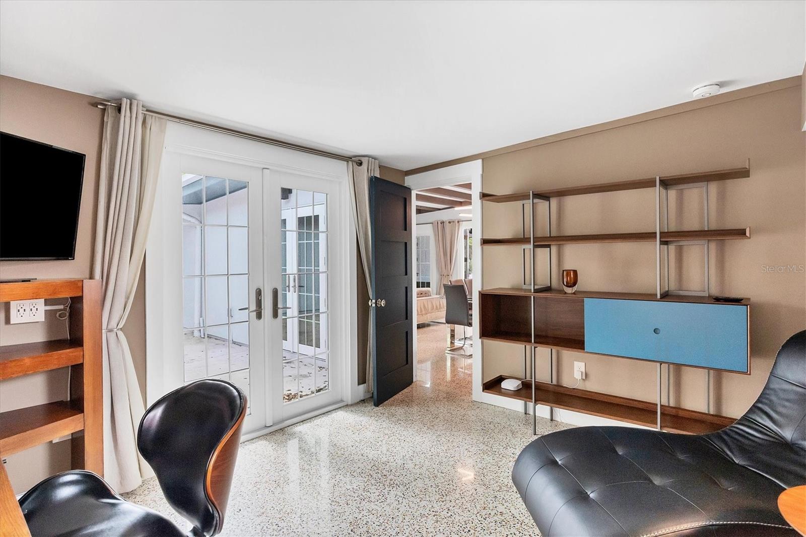 1116 WESTWAY DR, SARASOTA, FL, 34236