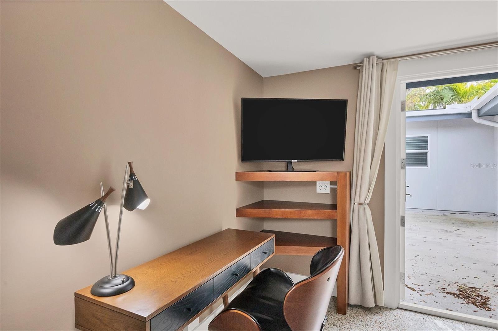 1116 WESTWAY DR, SARASOTA, FL, 34236