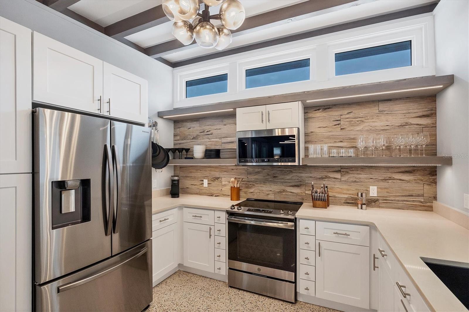 1116 WESTWAY DR, SARASOTA, FL, 34236