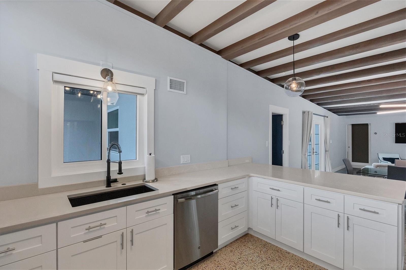 1116 WESTWAY DR, SARASOTA, FL, 34236