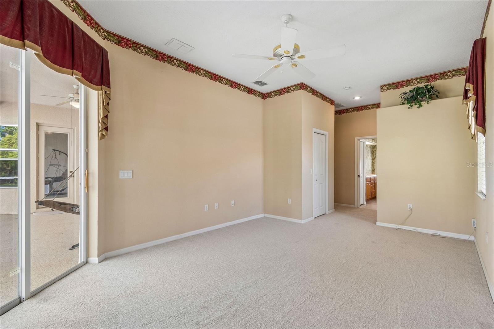 7424 MELOGOLD CIR, LAND O LAKES, FL, 34637
