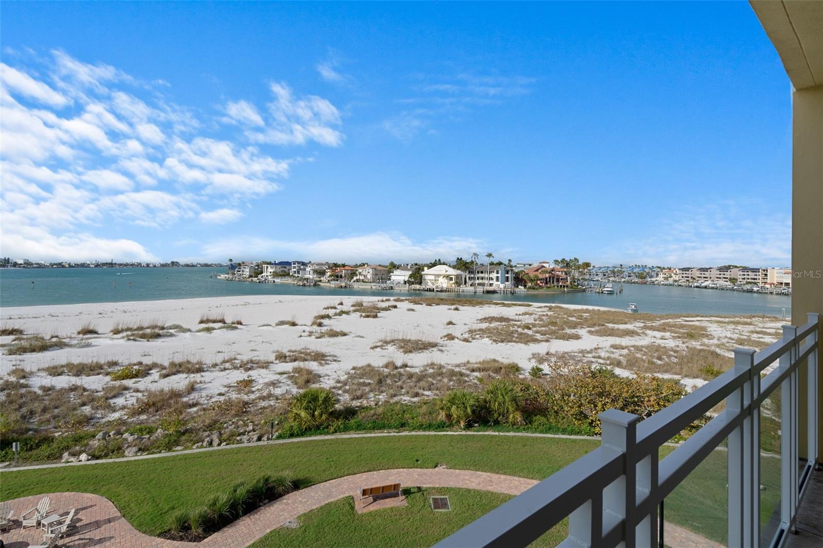 650 COLLANY #405, TIERRA VERDE, FL, 33715