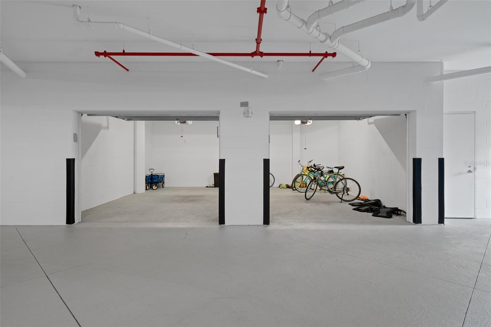 650 COLLANY #405, TIERRA VERDE, FL, 33715