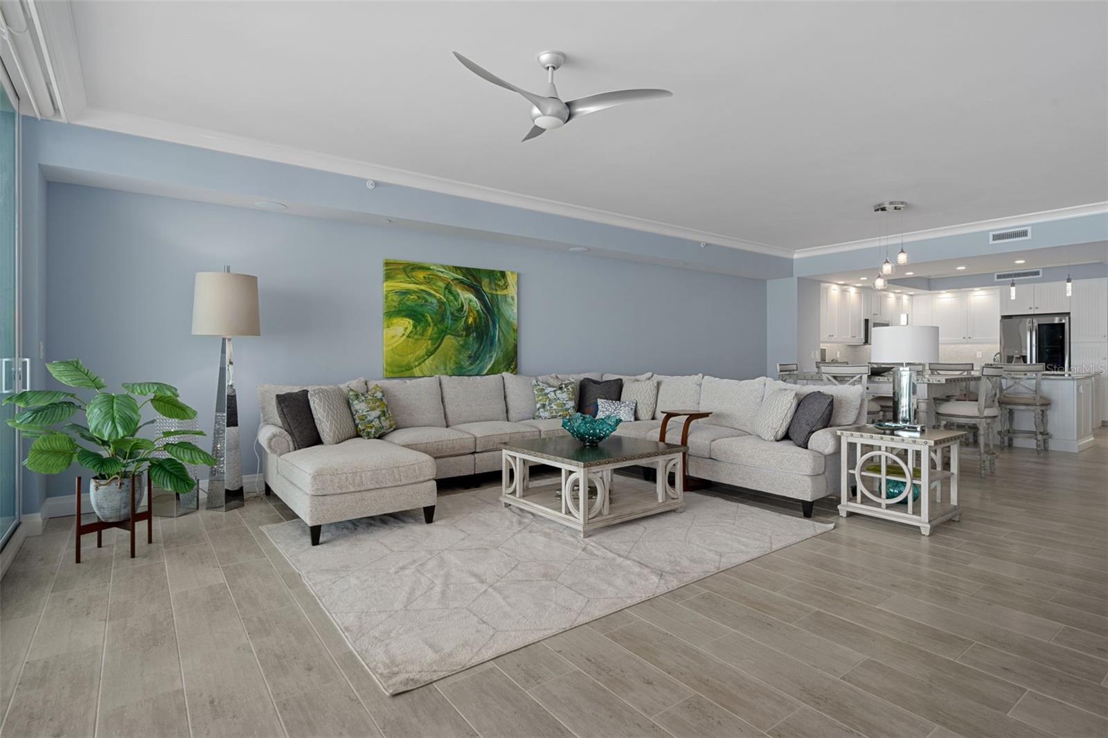 650 COLLANY #405, TIERRA VERDE, FL, 33715