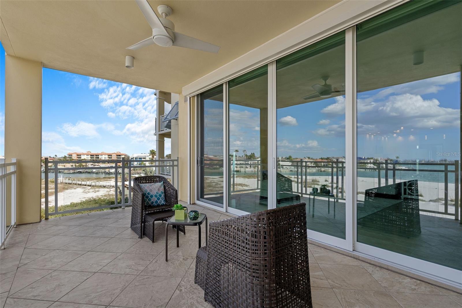 650 COLLANY #405, TIERRA VERDE, FL, 33715