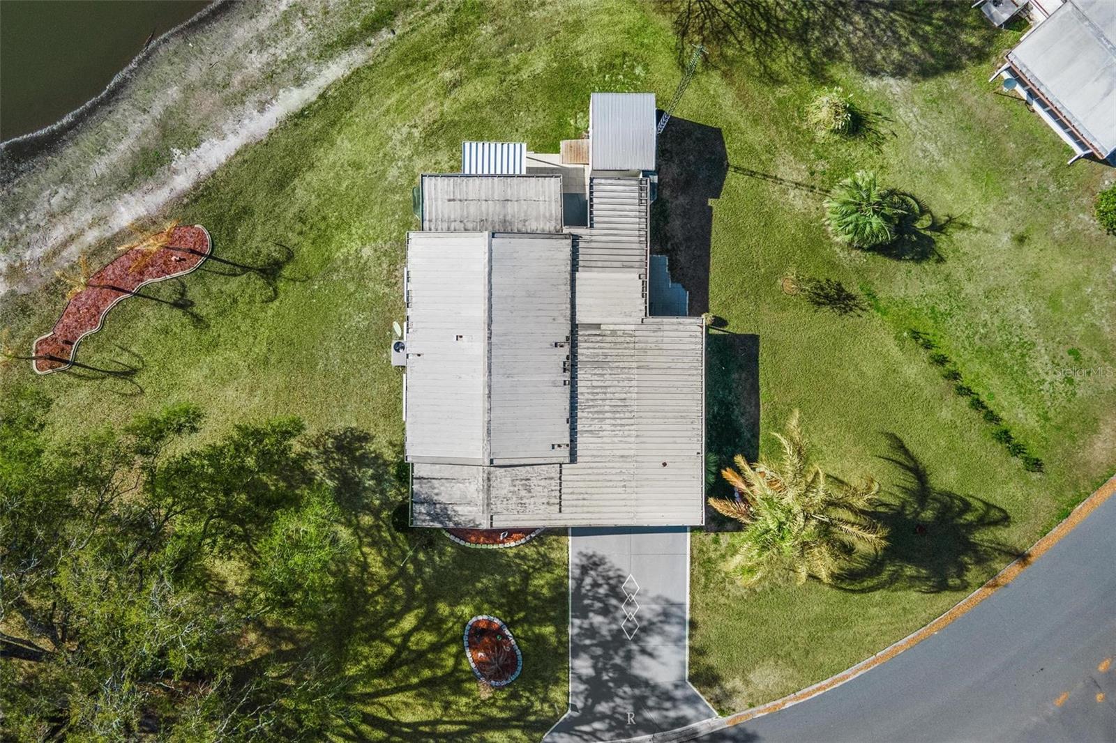 304 IVANHOE CIR, LADY LAKE, FL, 32159