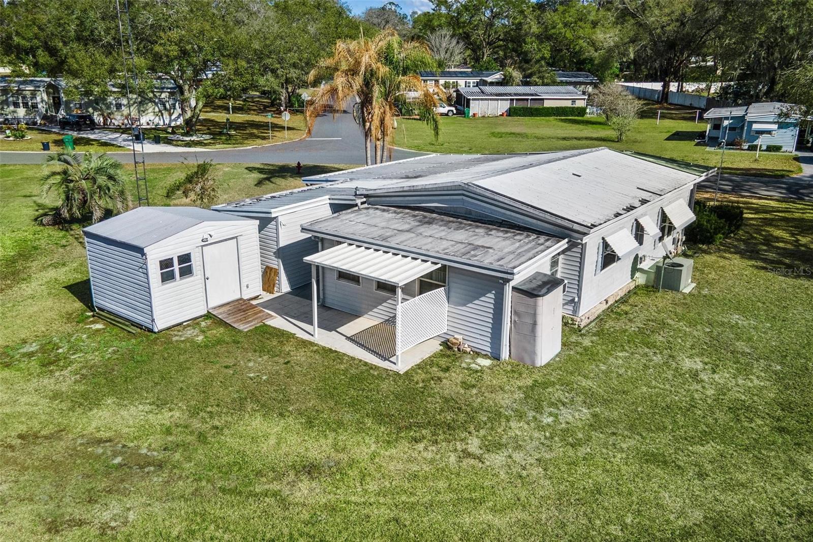 304 IVANHOE CIR, LADY LAKE, FL, 32159