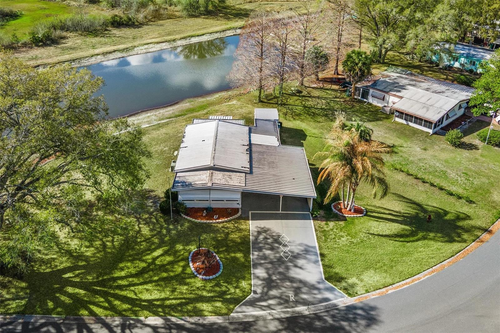 304 IVANHOE CIR, LADY LAKE, FL, 32159