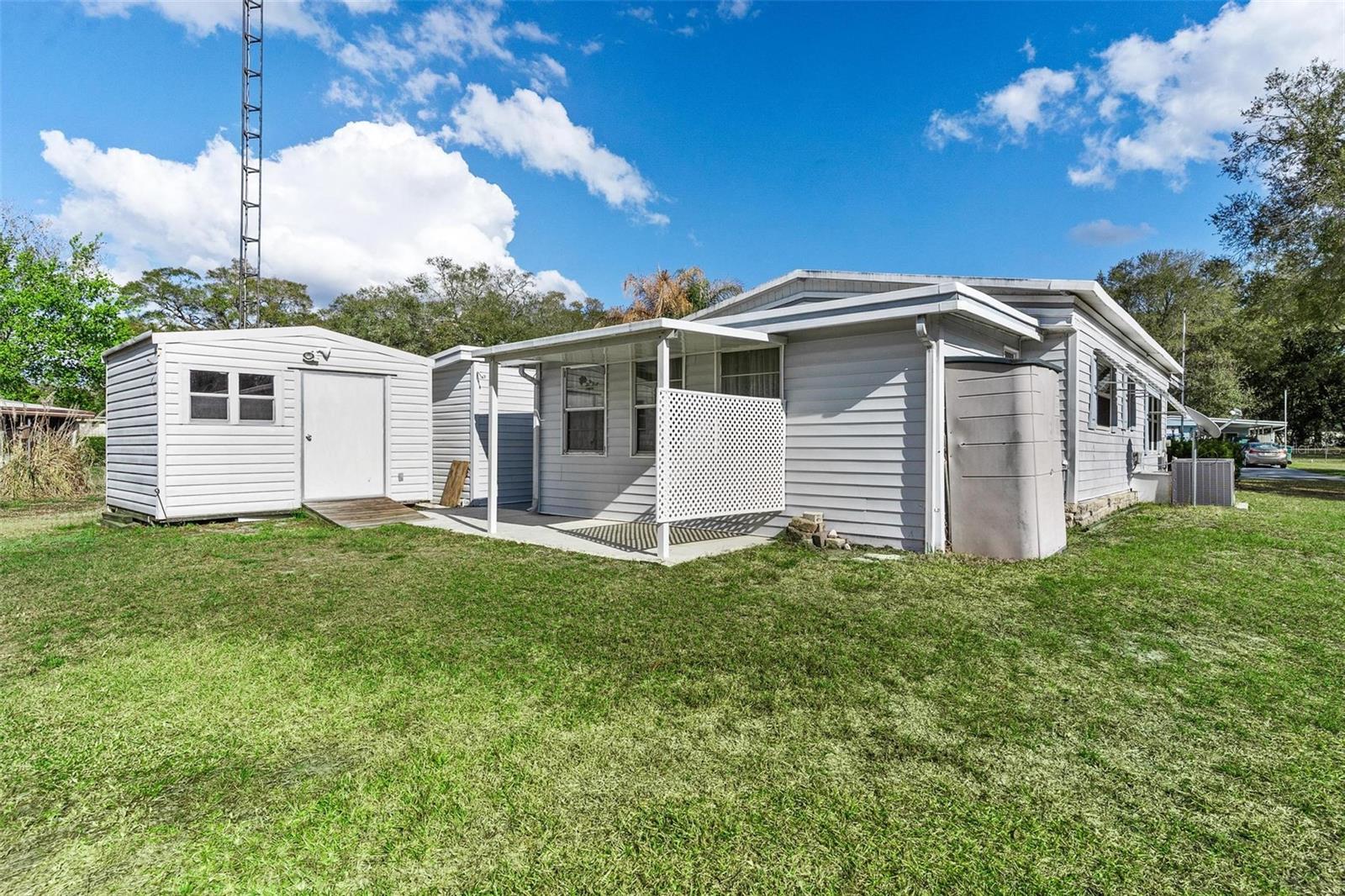 304 IVANHOE CIR, LADY LAKE, FL, 32159