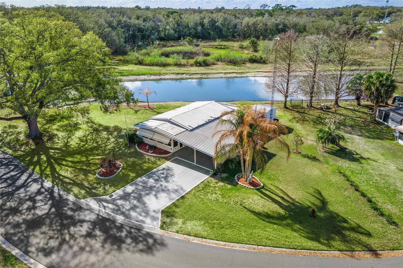 304 IVANHOE CIR, LADY LAKE, FL, 32159