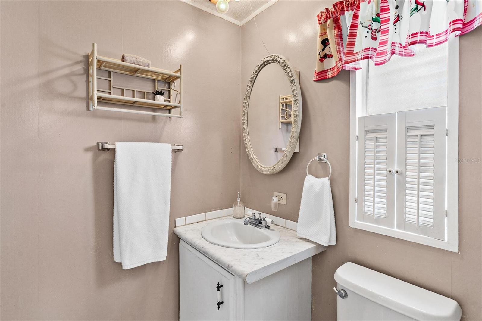 304 IVANHOE CIR, LADY LAKE, FL, 32159