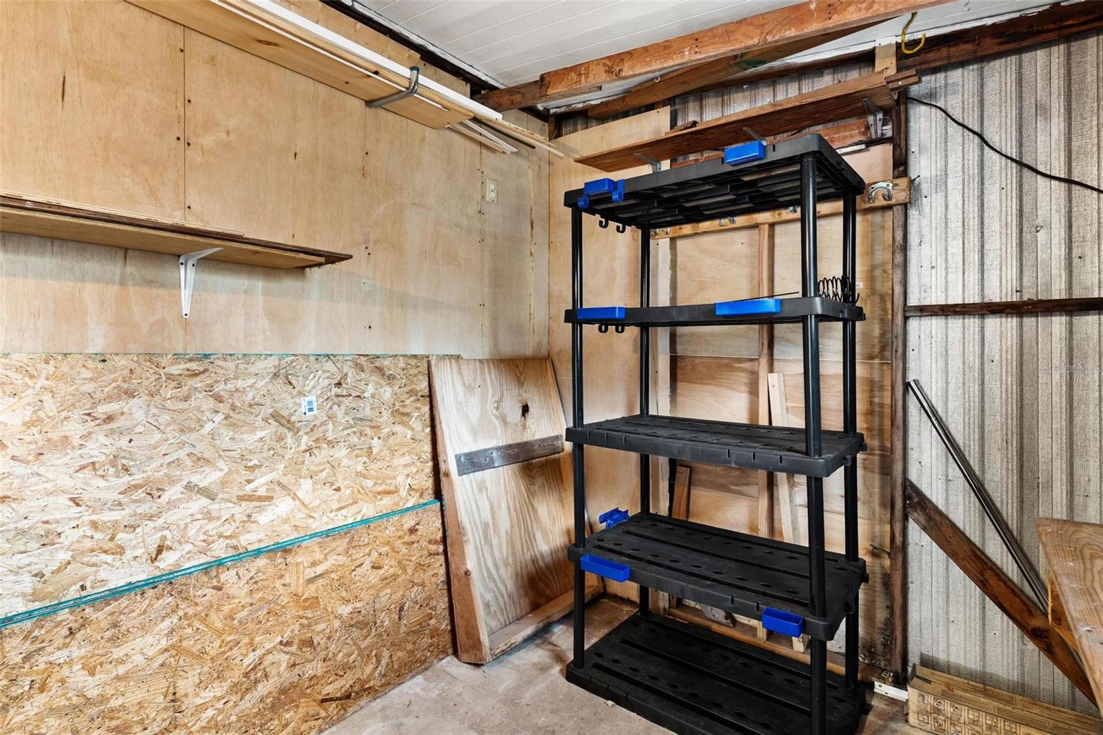 304 IVANHOE CIR, LADY LAKE, FL, 32159