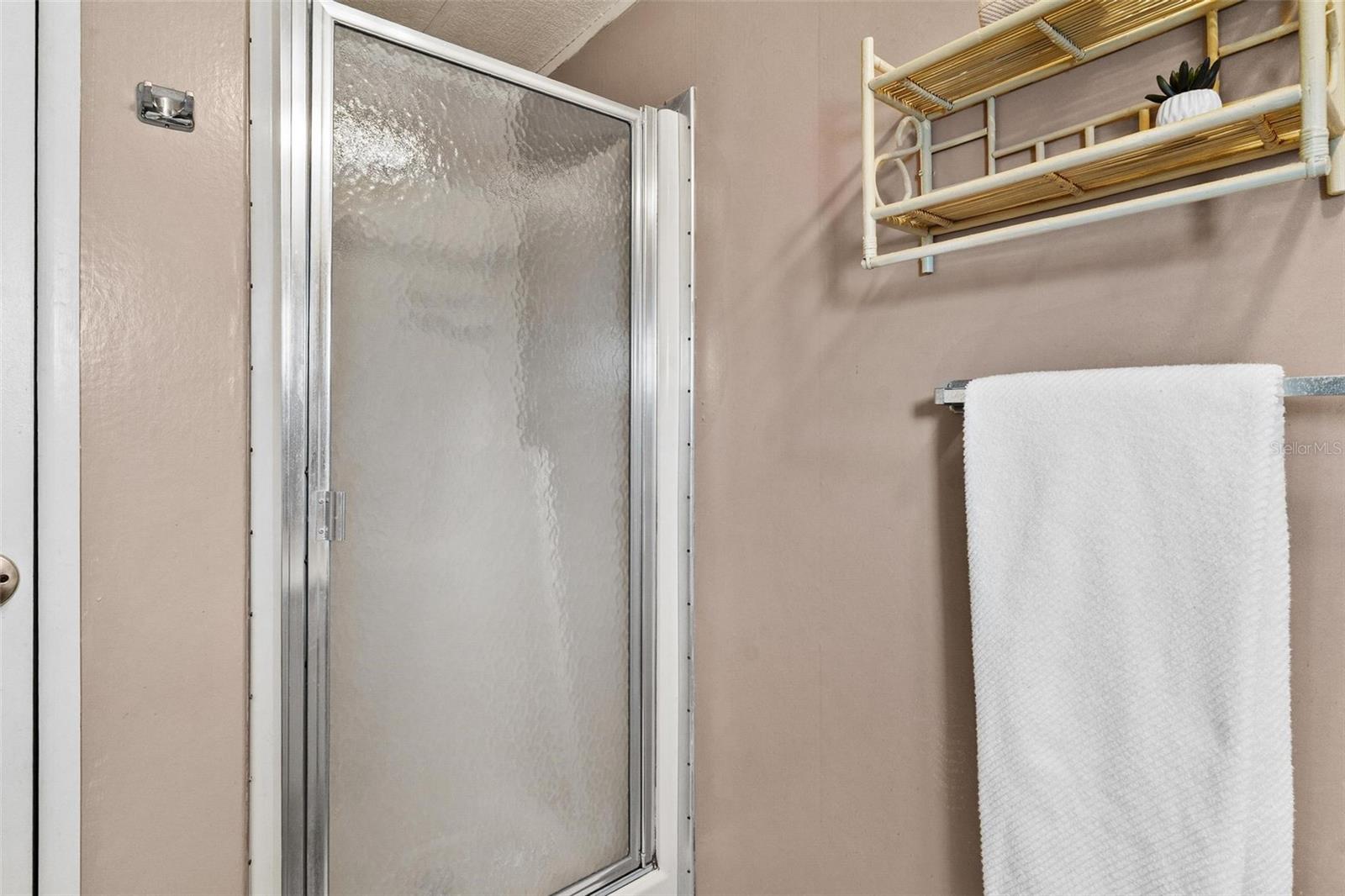 304 IVANHOE CIR, LADY LAKE, FL, 32159