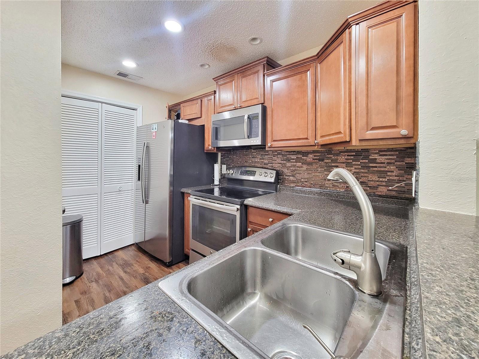 3705 SW 27TH ST #1111, GAINESVILLE, FL, 32608