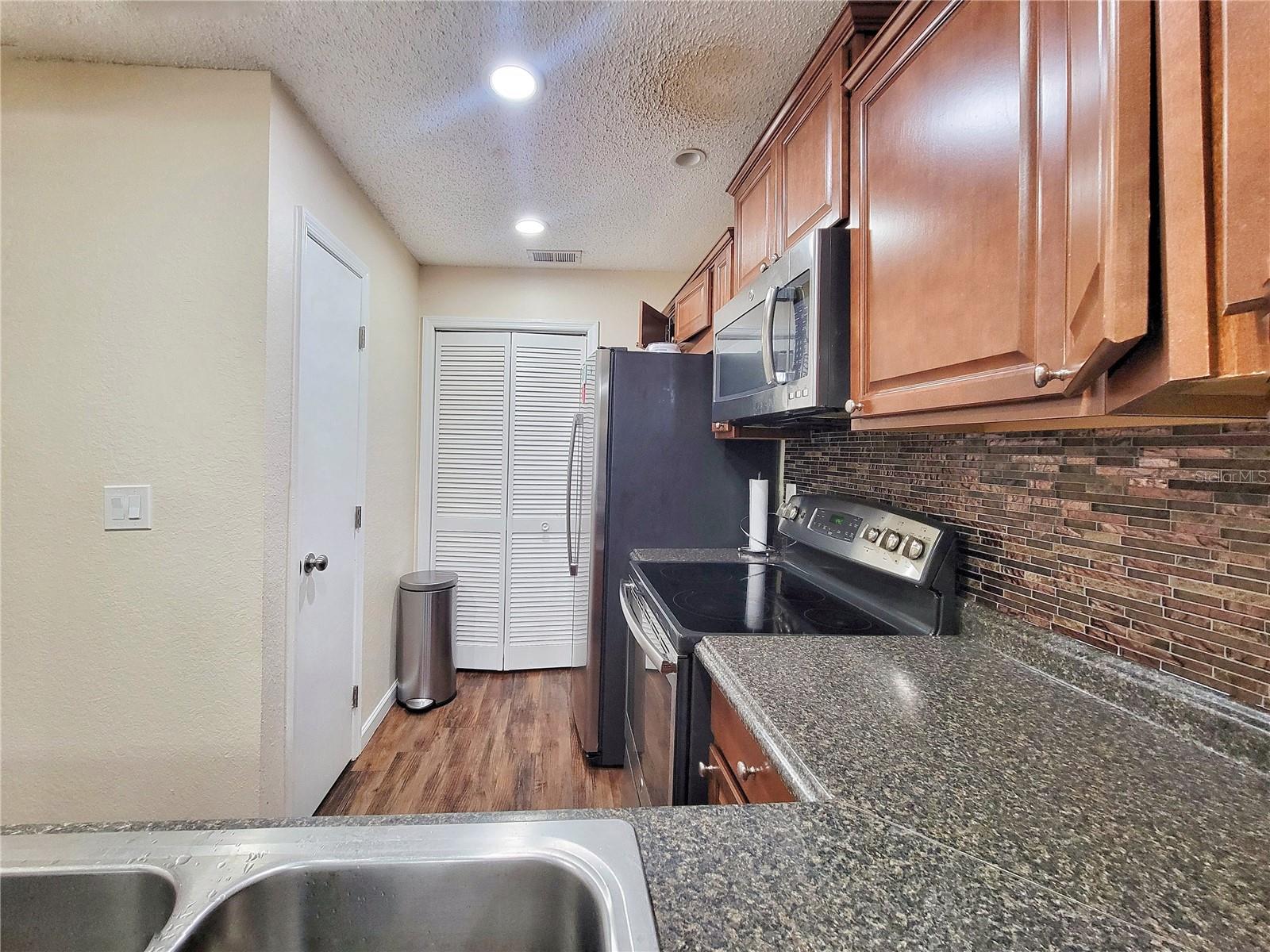 3705 SW 27TH ST #1111, GAINESVILLE, FL, 32608