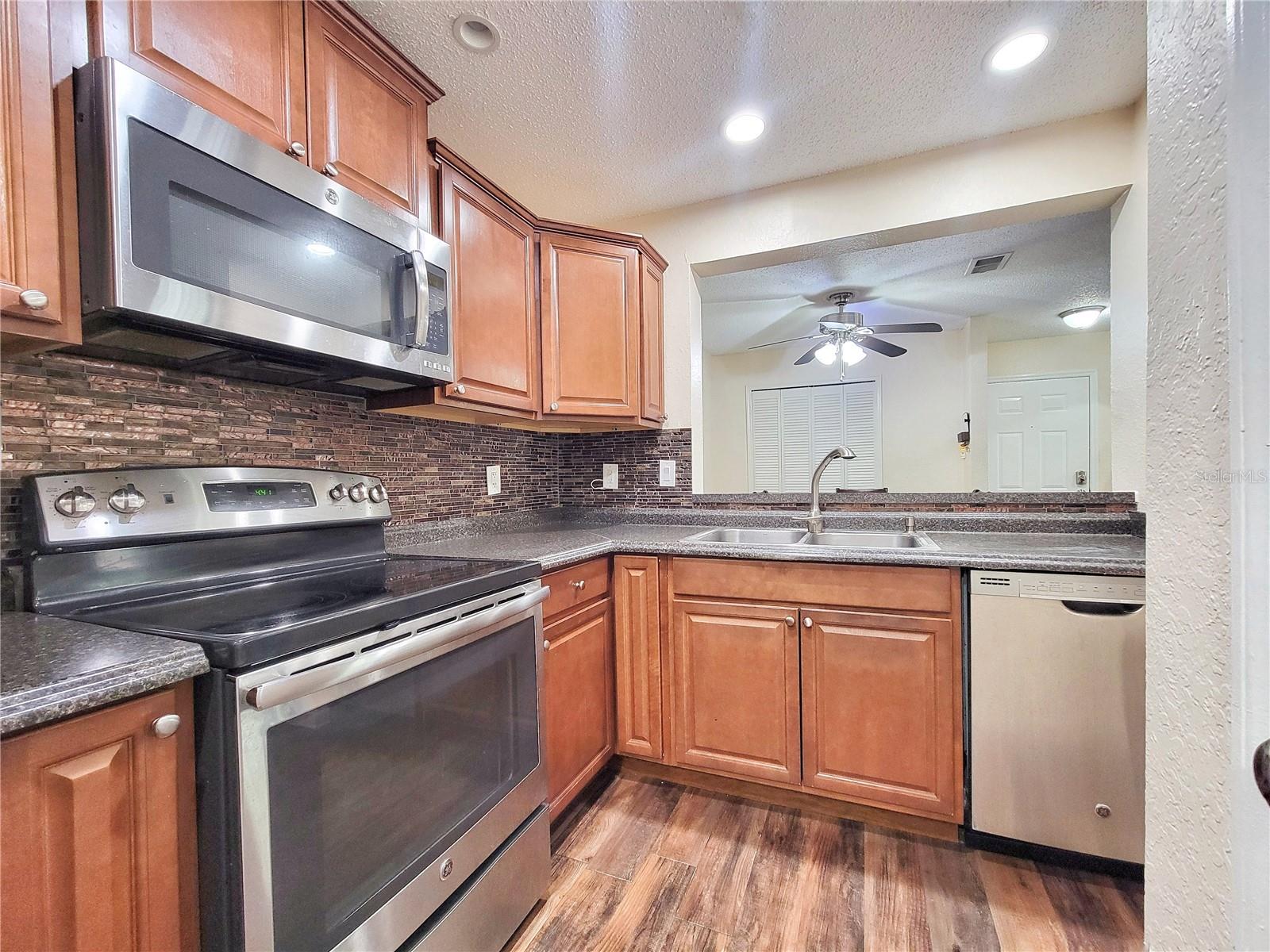 3705 SW 27TH ST #1111, GAINESVILLE, FL, 32608
