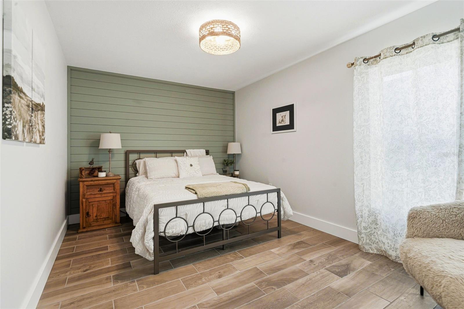 2046 DALTON AVE, DELTONA, FL, 32725