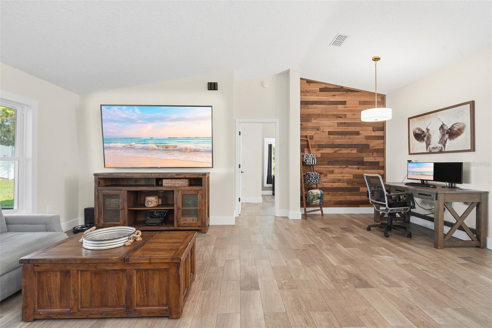 2046 DALTON AVE, DELTONA, FL, 32725