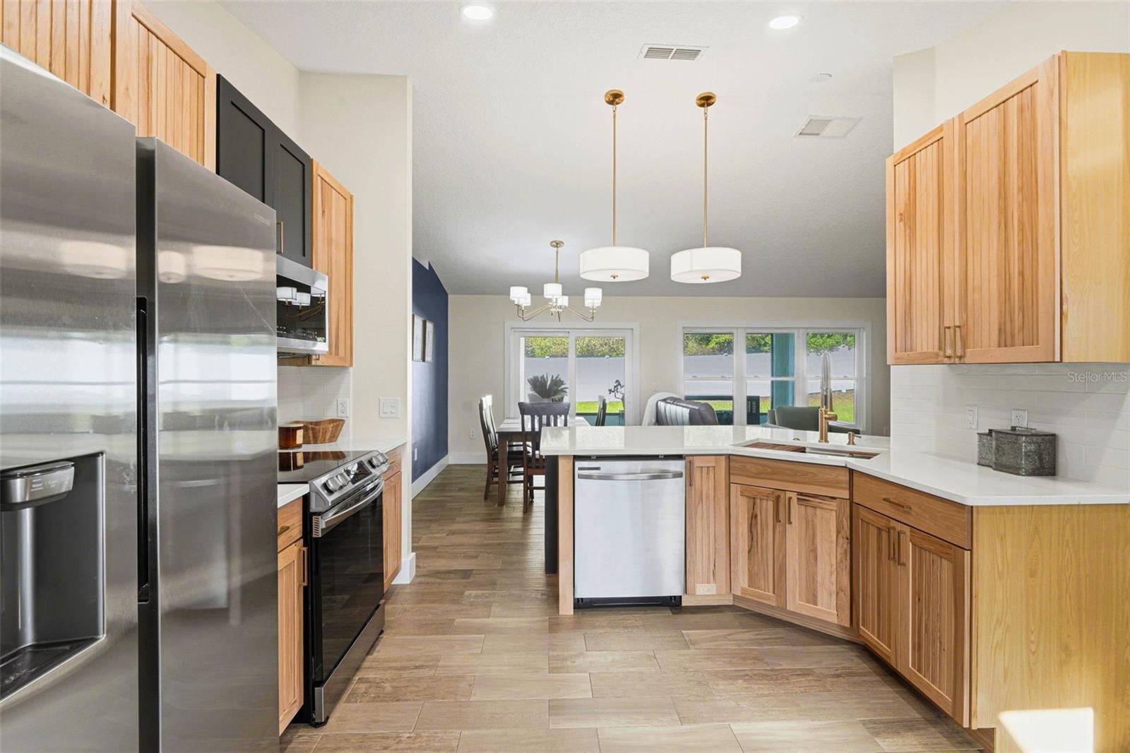 2046 DALTON AVE, DELTONA, FL, 32725