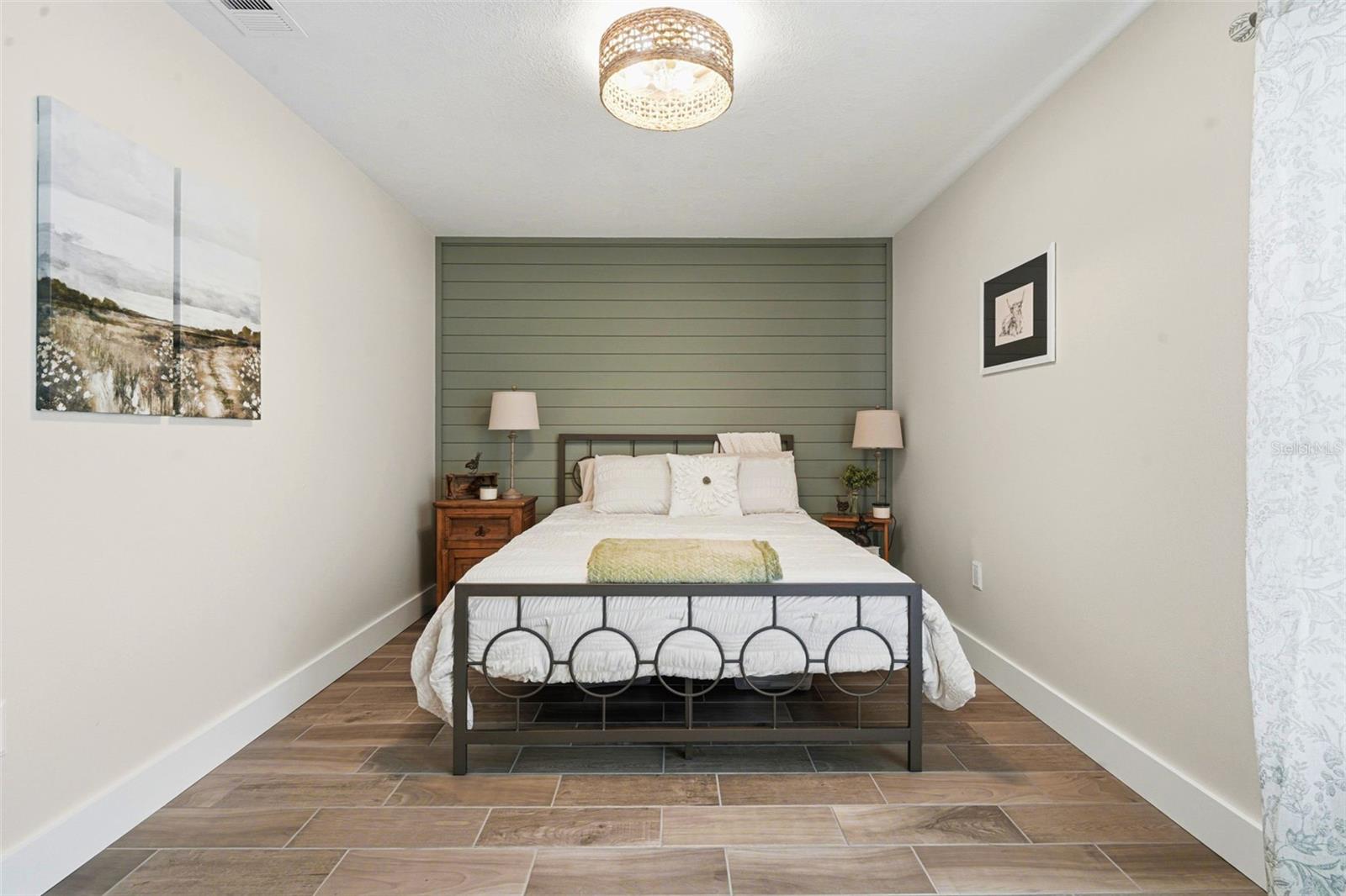 2046 DALTON AVE, DELTONA, FL, 32725