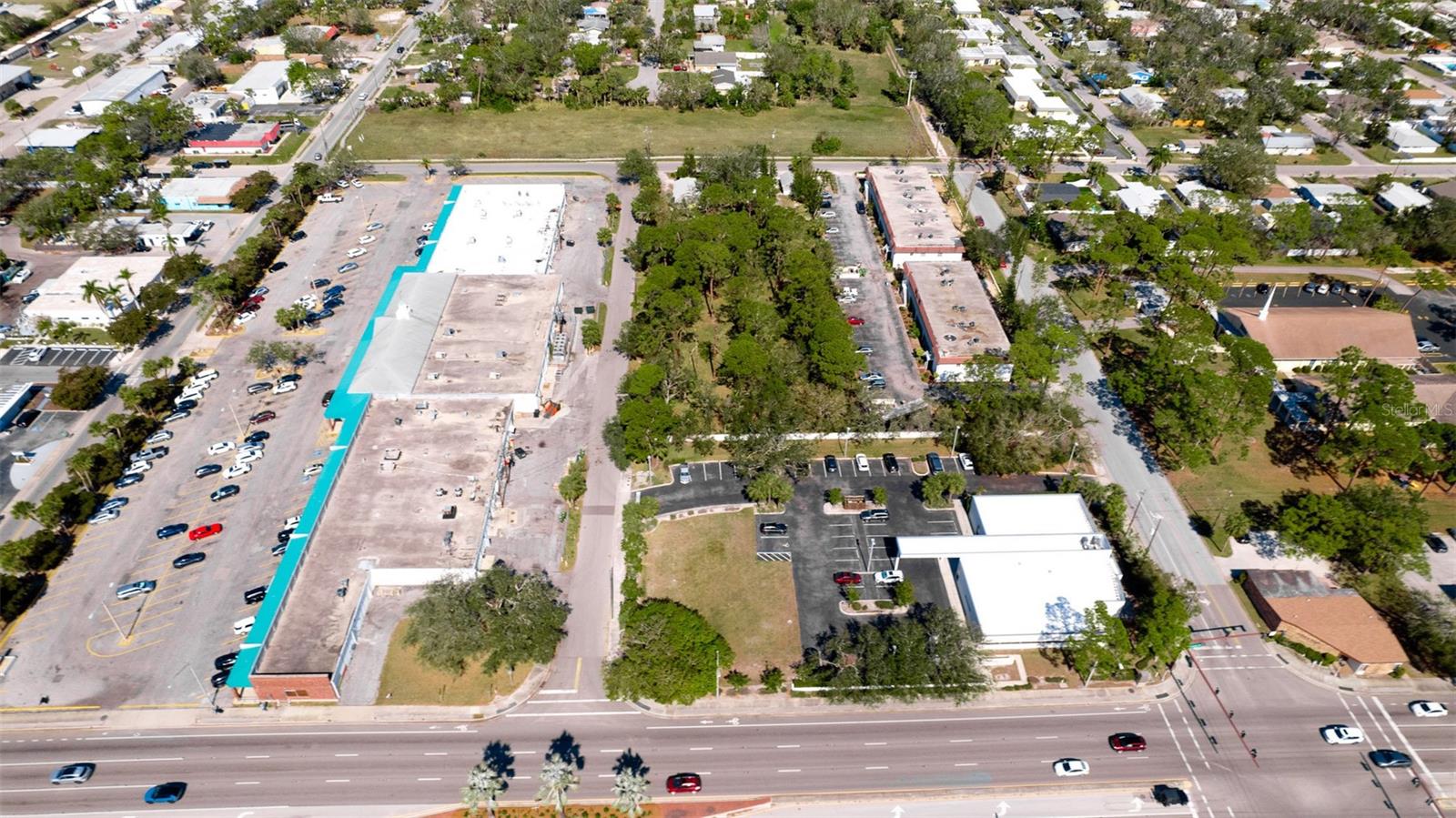 N SHADE AVE, SARASOTA, FL, 34237