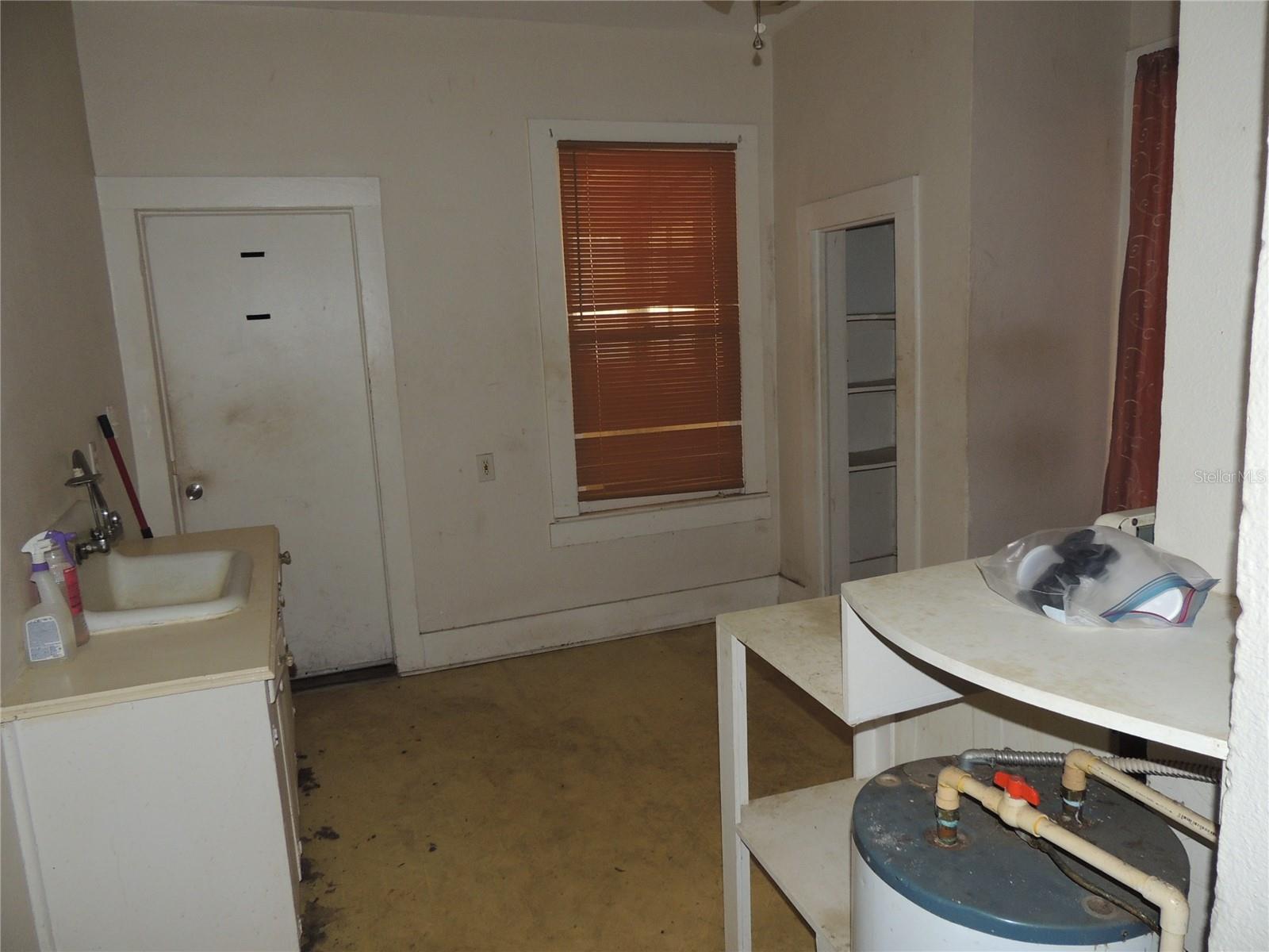 1322 NW 12TH ST, GAINESVILLE, FL, 32601