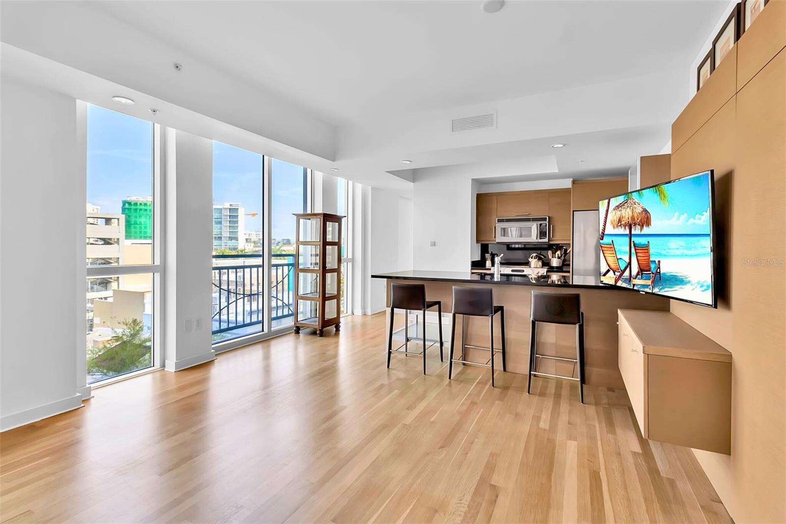 A4684303 Property Photo