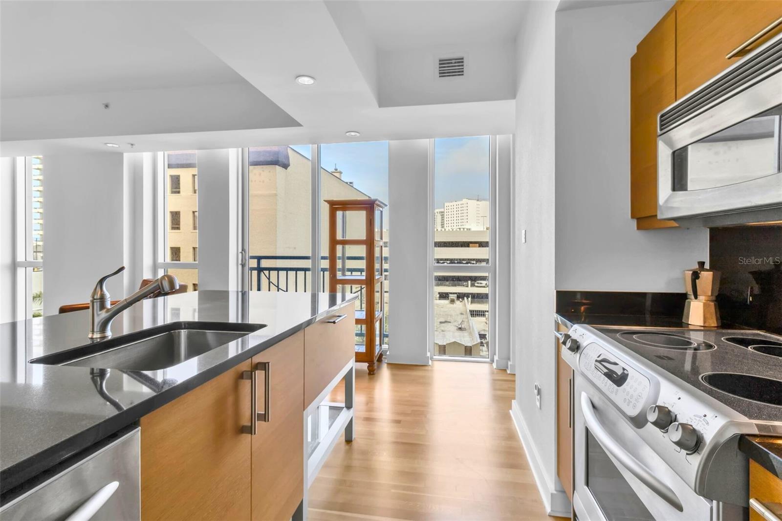 A4684303 Property Photo