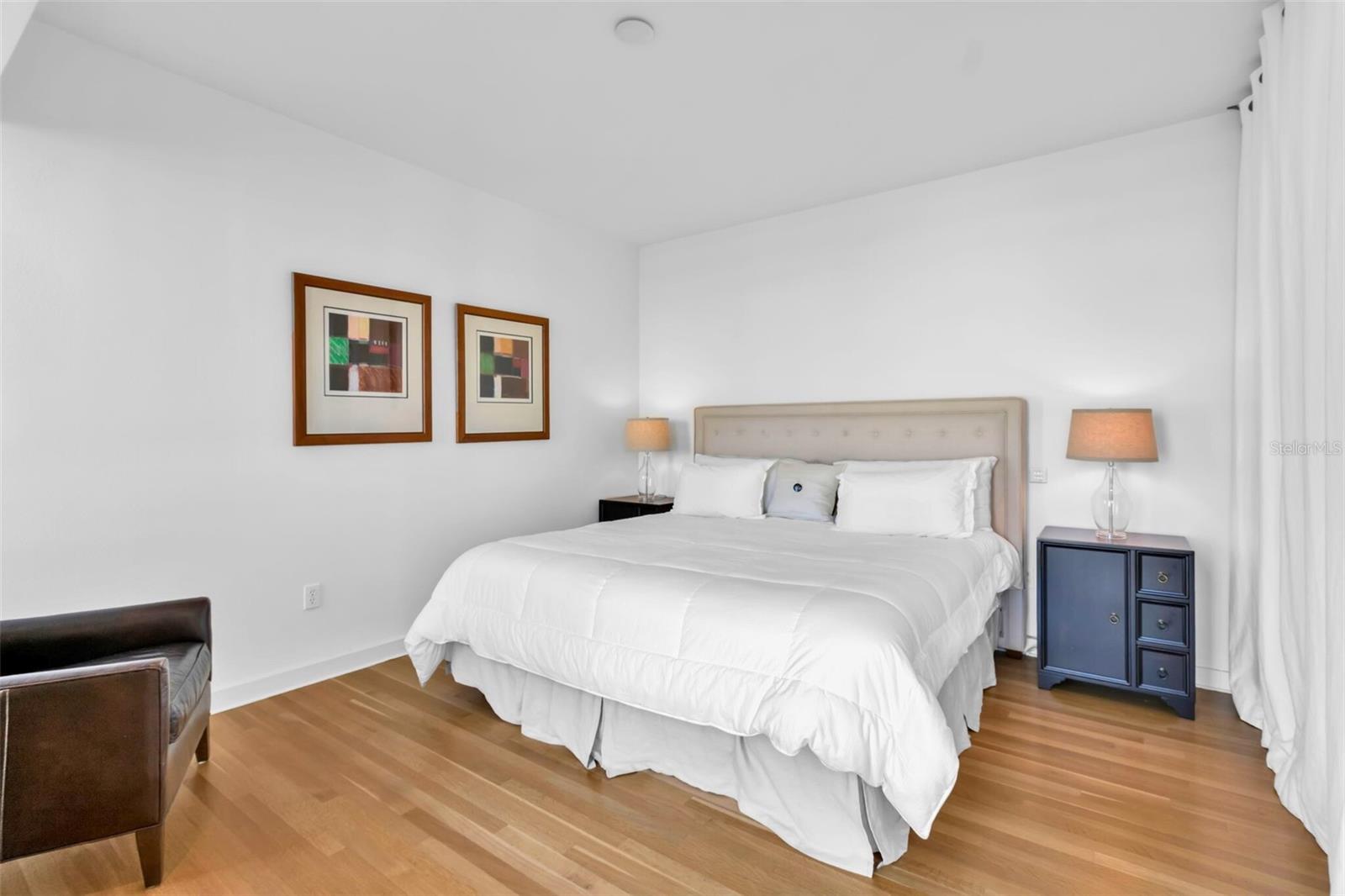 A4684303 Property Photo