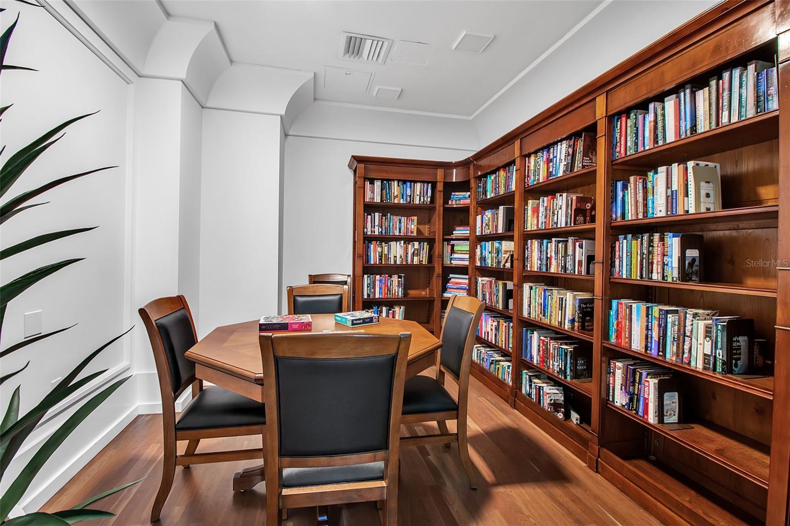 A4684303 Property Photo