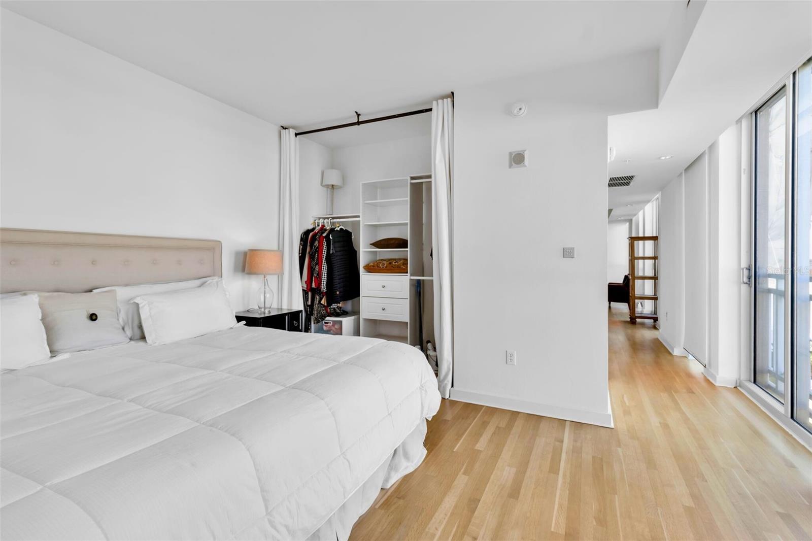 A4684303 Property Photo