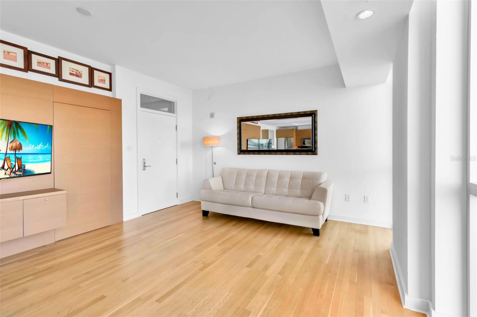 A4684303 Property Photo