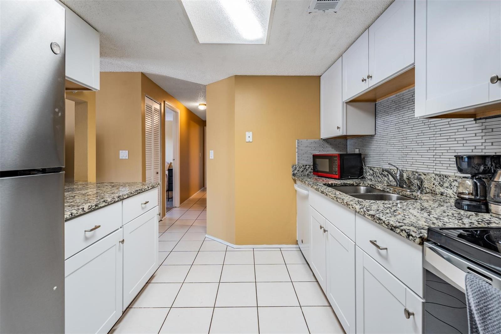 124 LOBLOLLY CT #H, OLDSMAR, FL, 34677